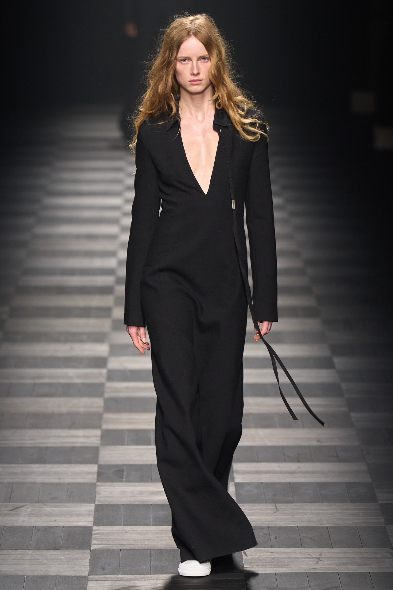 00001-ann-demeulemeester-fall-2022-ready-to-wear-paris-credit-filippo-fior-gorunway-1.jpeg
