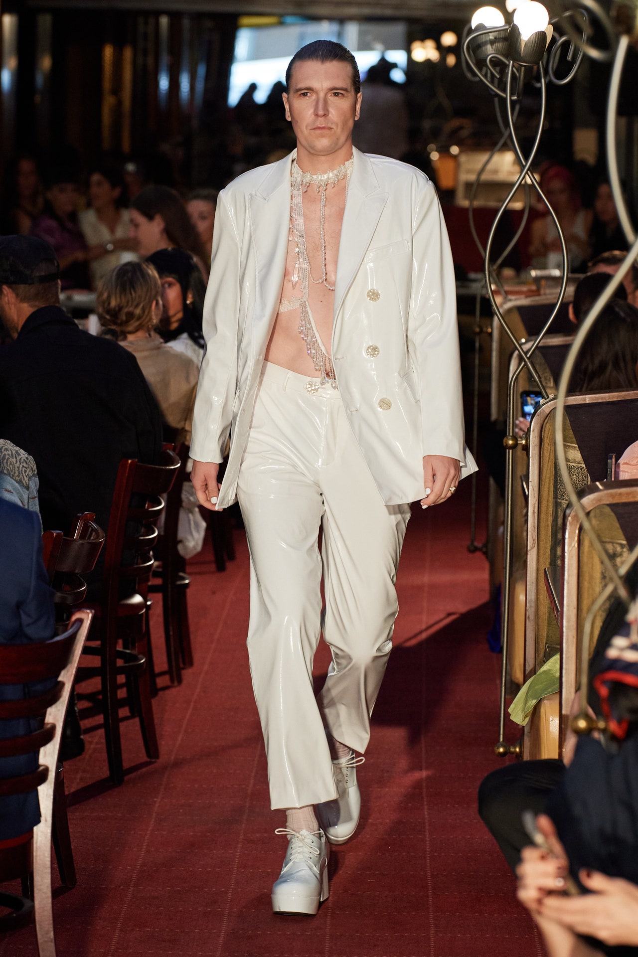 00002-batsheva-spring-2023-ready-to-wear-credit-gorunway