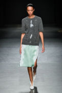 00002-christopher-kane-spring-2023-ready-to-wear-credit-gorunway