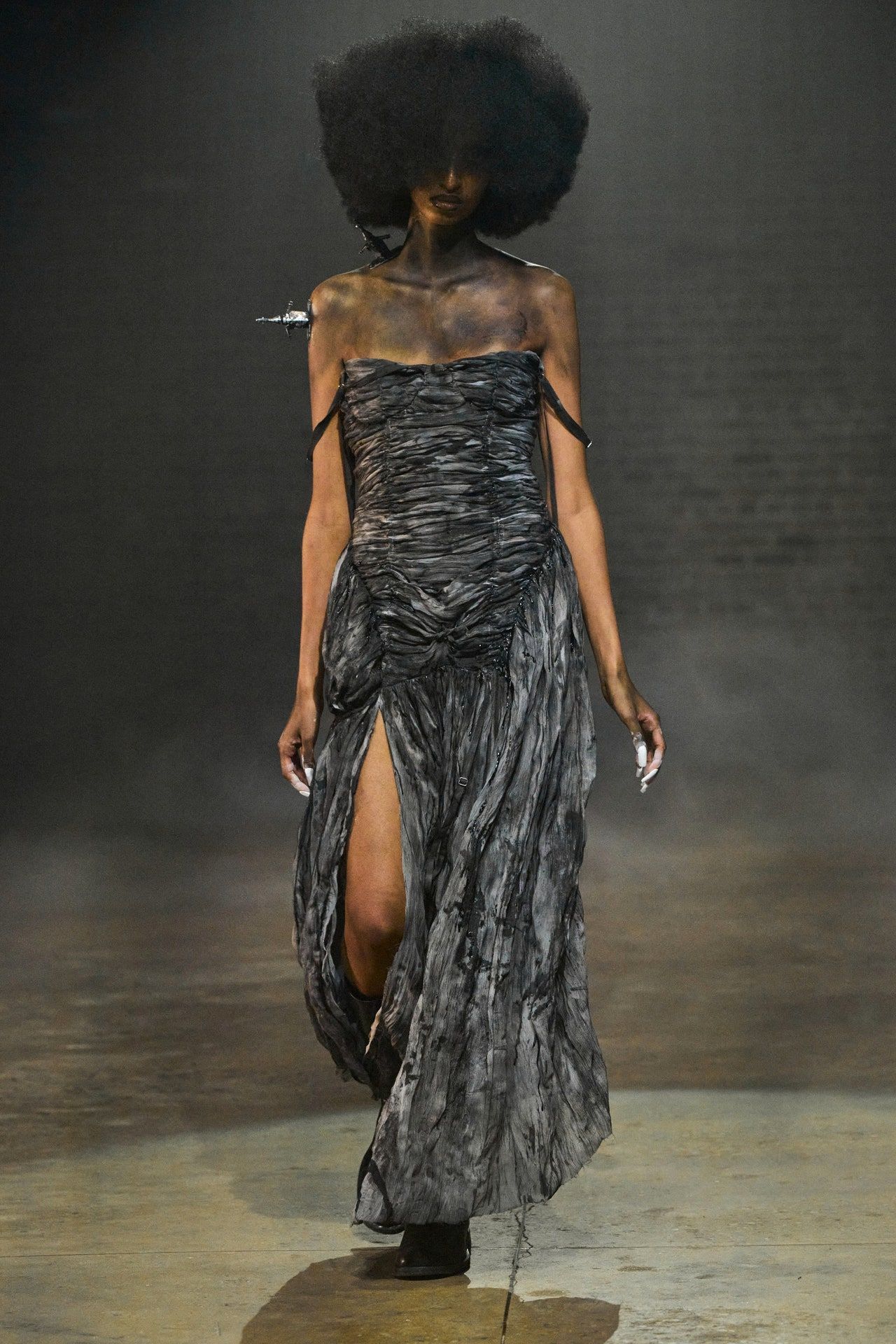 00002-elena-velez-spring-2023-ready-to-wear-credit-gorunway