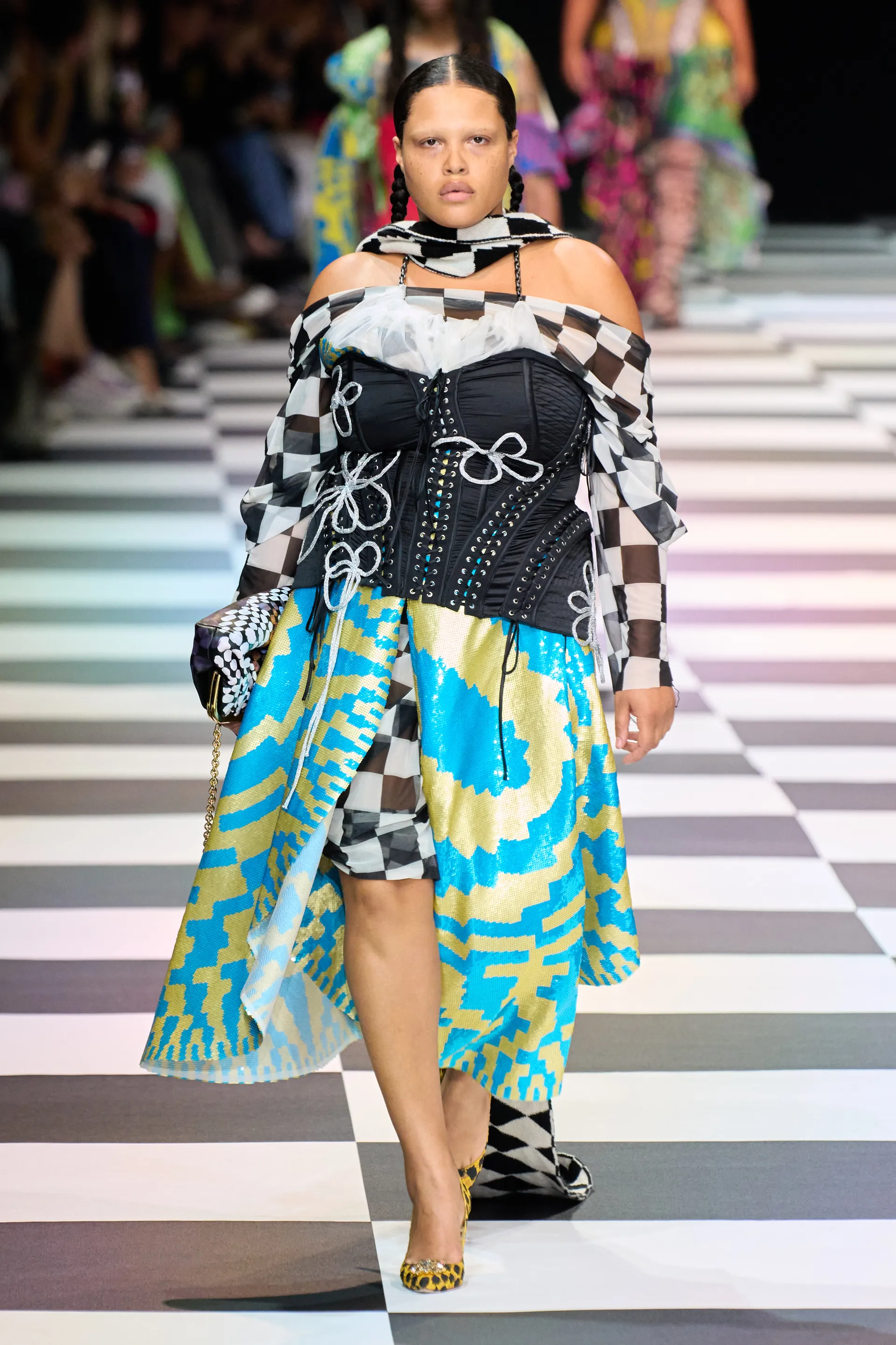 00002-matty-bovan-spring-2023-ready-to-wear-credit-gorunway