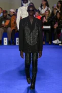 00002-off-white-spring-2023-ready-to-wear-credit-gorunway