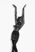 00002-schiaparelli-fall-2022-ready-to-wear-paris-credit-brand-3.jpeg