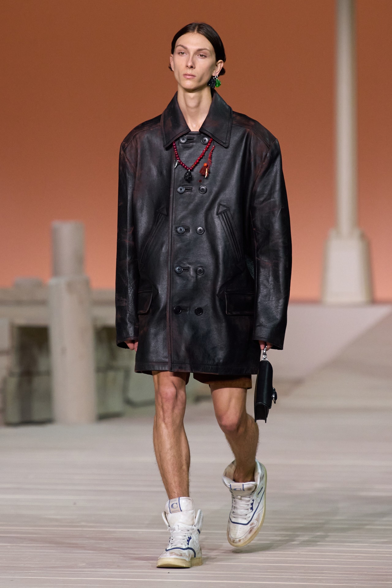 00003-coach-spring-2023-ready-to-wear-credit-gorunway