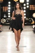 00003-isabel-marant-spring-2023-ready-to-wear-credit-gorunway
