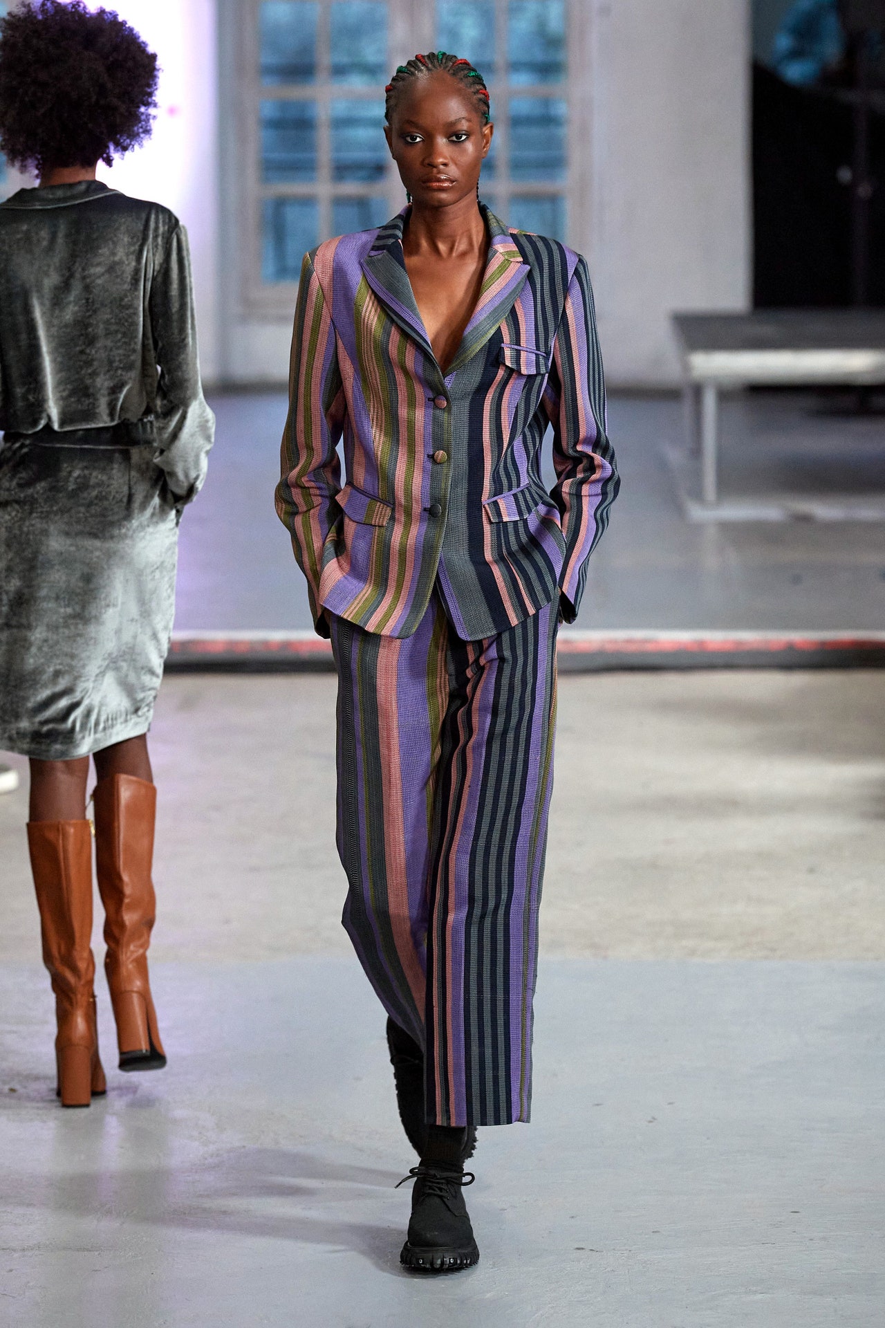 00003-kenneth-ize-fall-2022-ready-to-wear-paris-credit-isidore-montag-gorunway-1.jpeg