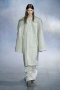 00003-rick-owens-fall-2022-ready-to-wear-paris-credit-gorunway-3.jpg