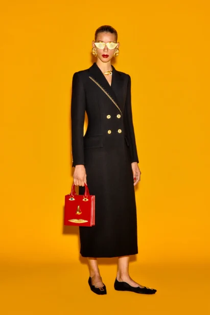 00003-schiaparelli-spring-2023-ready-to-wear-credit-brand