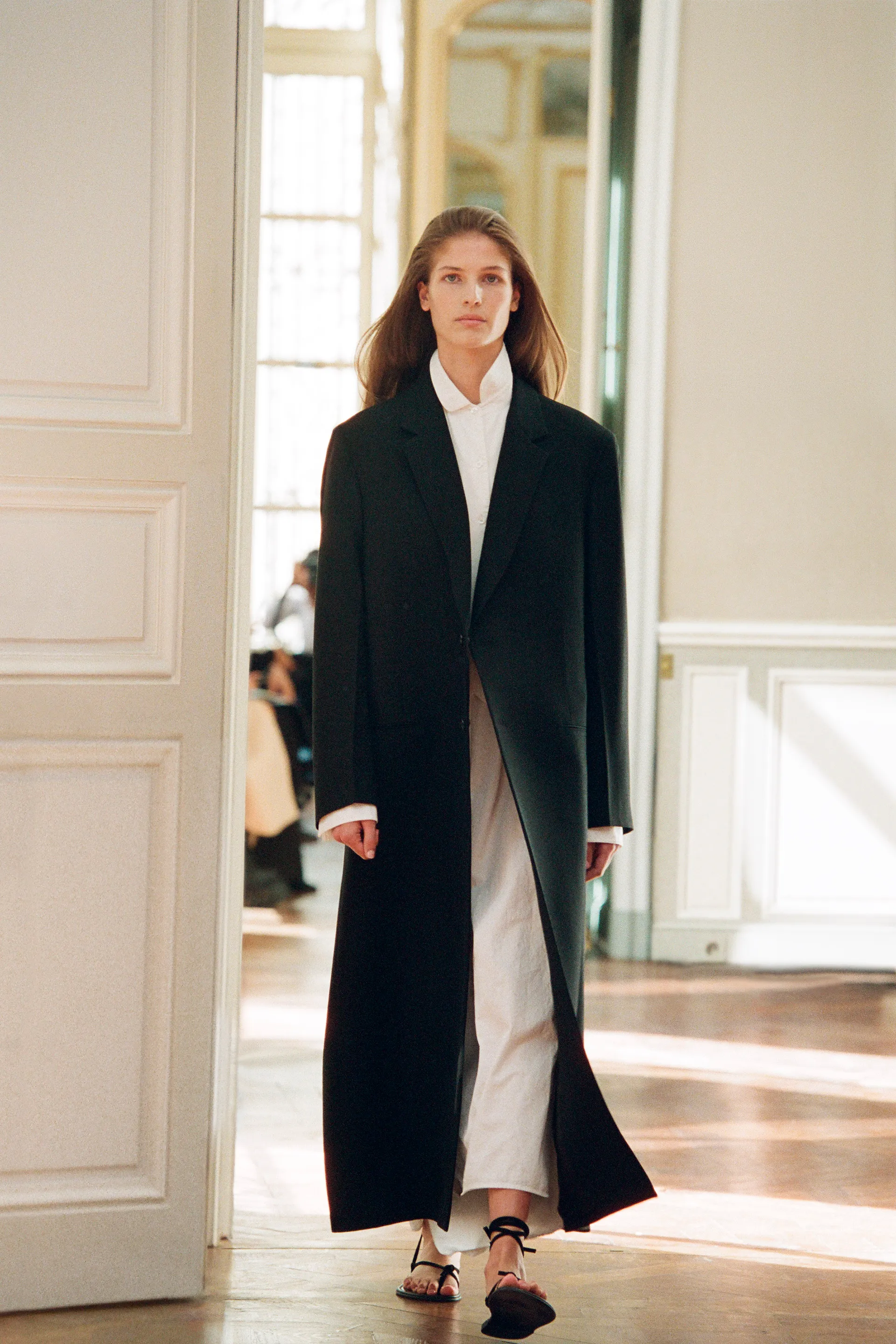00003-the-row-pre-fall-2023-credit-brand