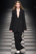 00004-ann-demeulemeester-fall-2022-ready-to-wear-paris-credit-filippo-fior-gorunway-1.jpeg