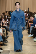 00004-burberry-spring-2023-ready-to-wear-credit-brand