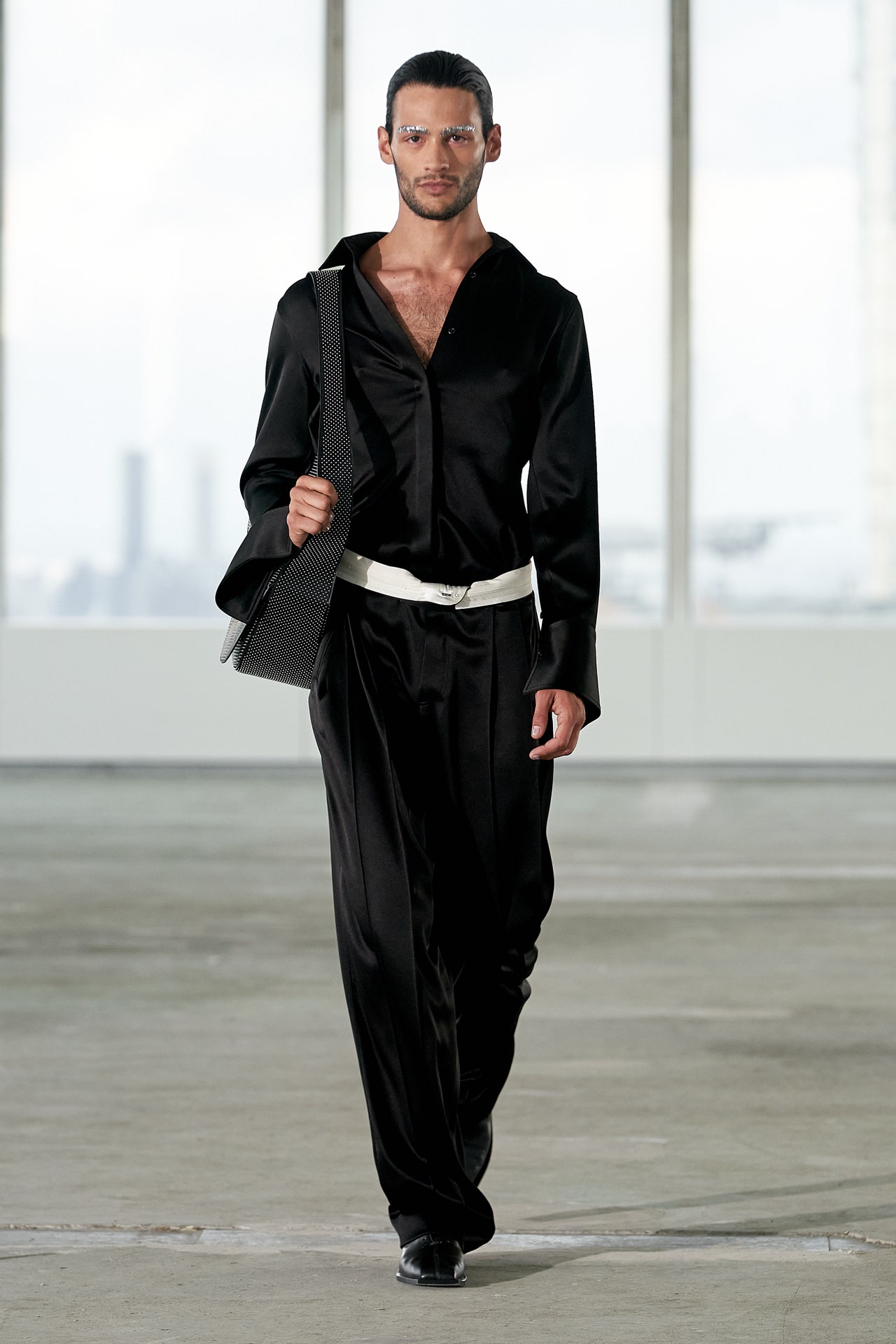 00004-peter-do-spring-2023-ready-to-wear-credit-gorunway