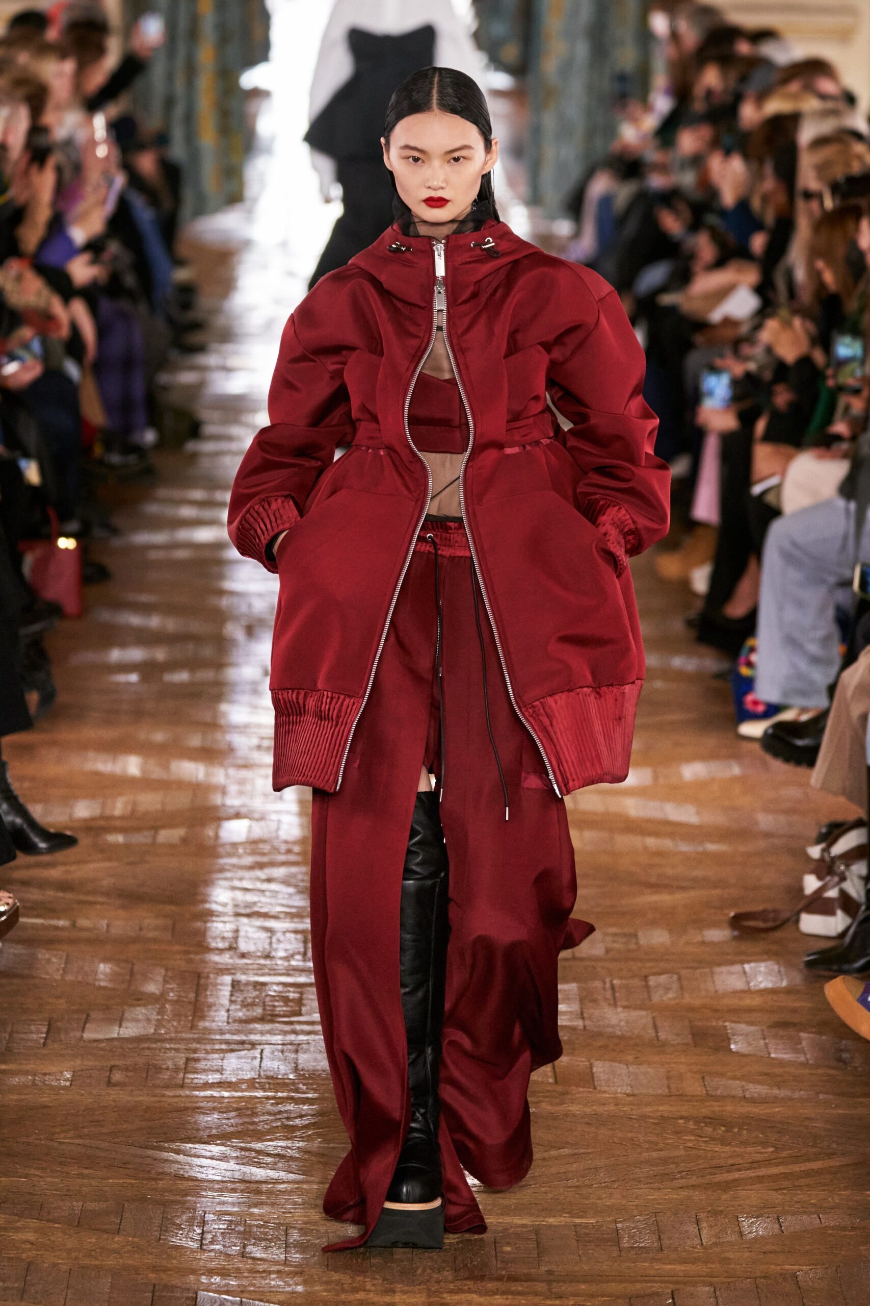00004-sacai-fall-2022-ready-to-wear-paris-credit-gorunway-1.jpg