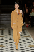 00004-undercover-spring-2023-ready-to-wear-credit-gorunway