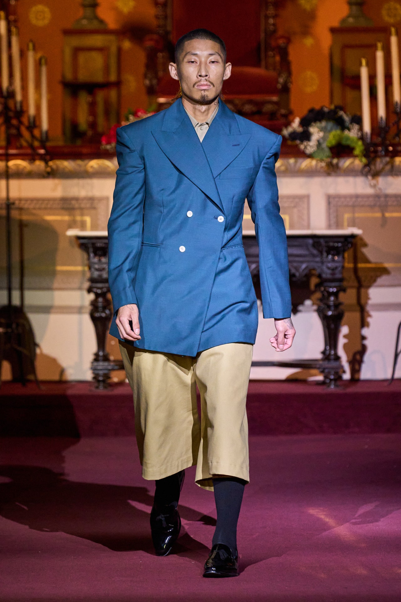 00004-willy-chavarria-spring-2023-menswear-credit-gorunway