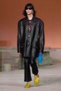 00005-coach-spring-2023-ready-to-wear-credit-gorunway
