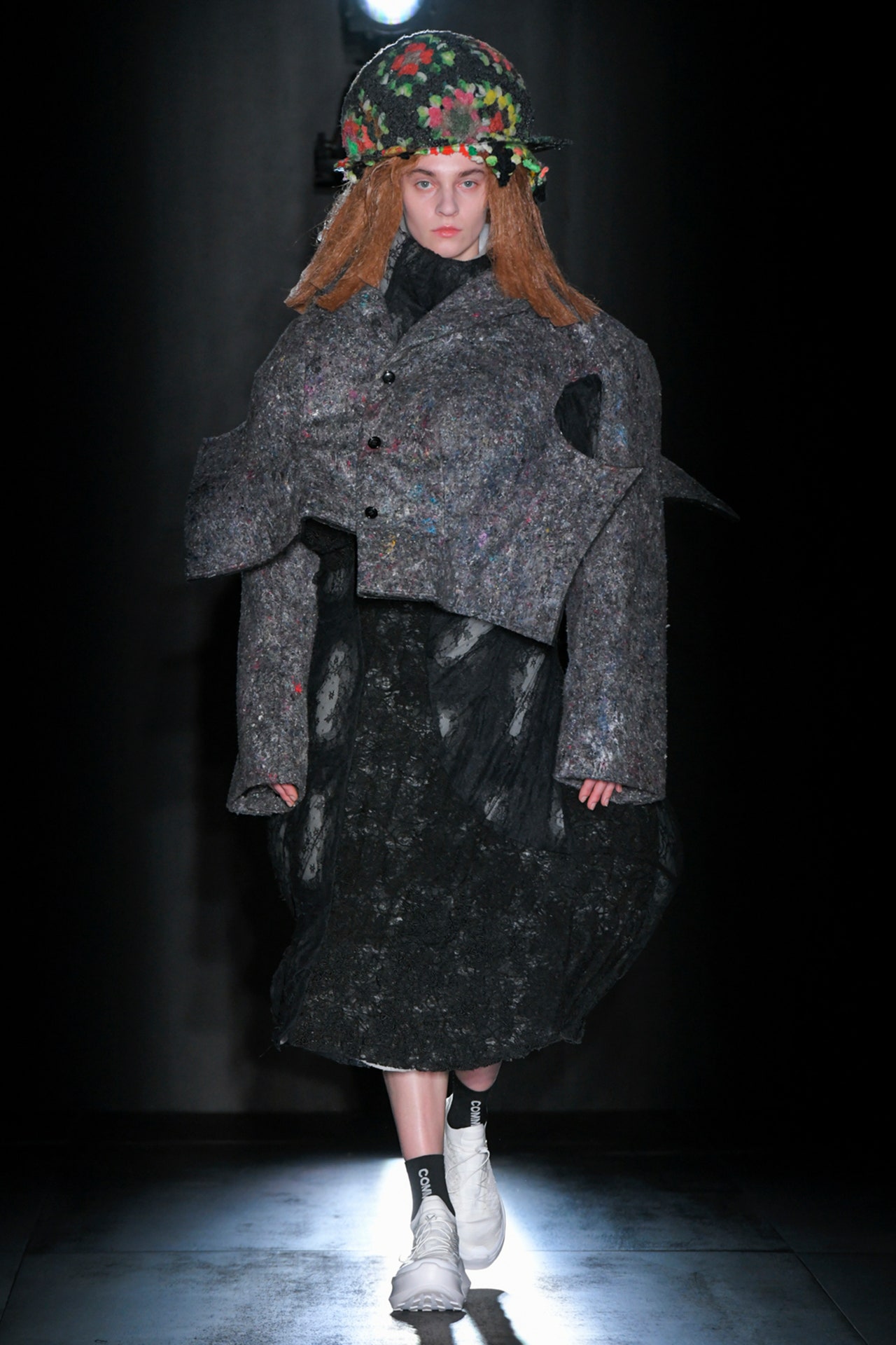 00005-comme-des-garcons-fall-2022-ready-to-wear-tokyo-credit-brand-1.jpeg