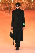 00005-off-white-fall-2022-ready-to-wear-paris-credit-gorunway-1.jpeg