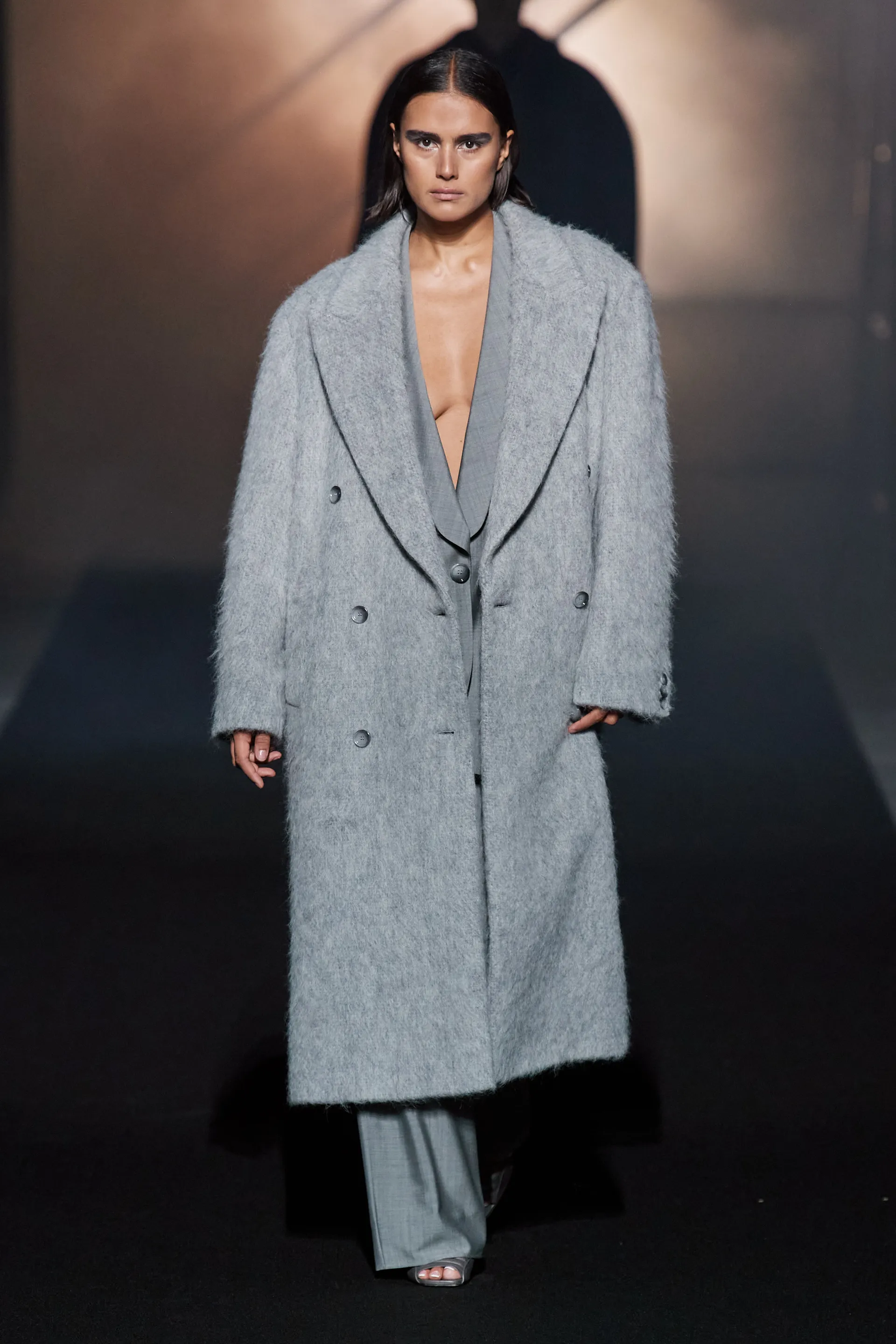 00006-boss-fall-2022-ready-to-wear-credit-gorunway
