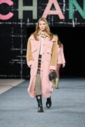 00006-chanel-fall-2022-ready-to-wear-paris-credit-gorunway-1.jpeg
