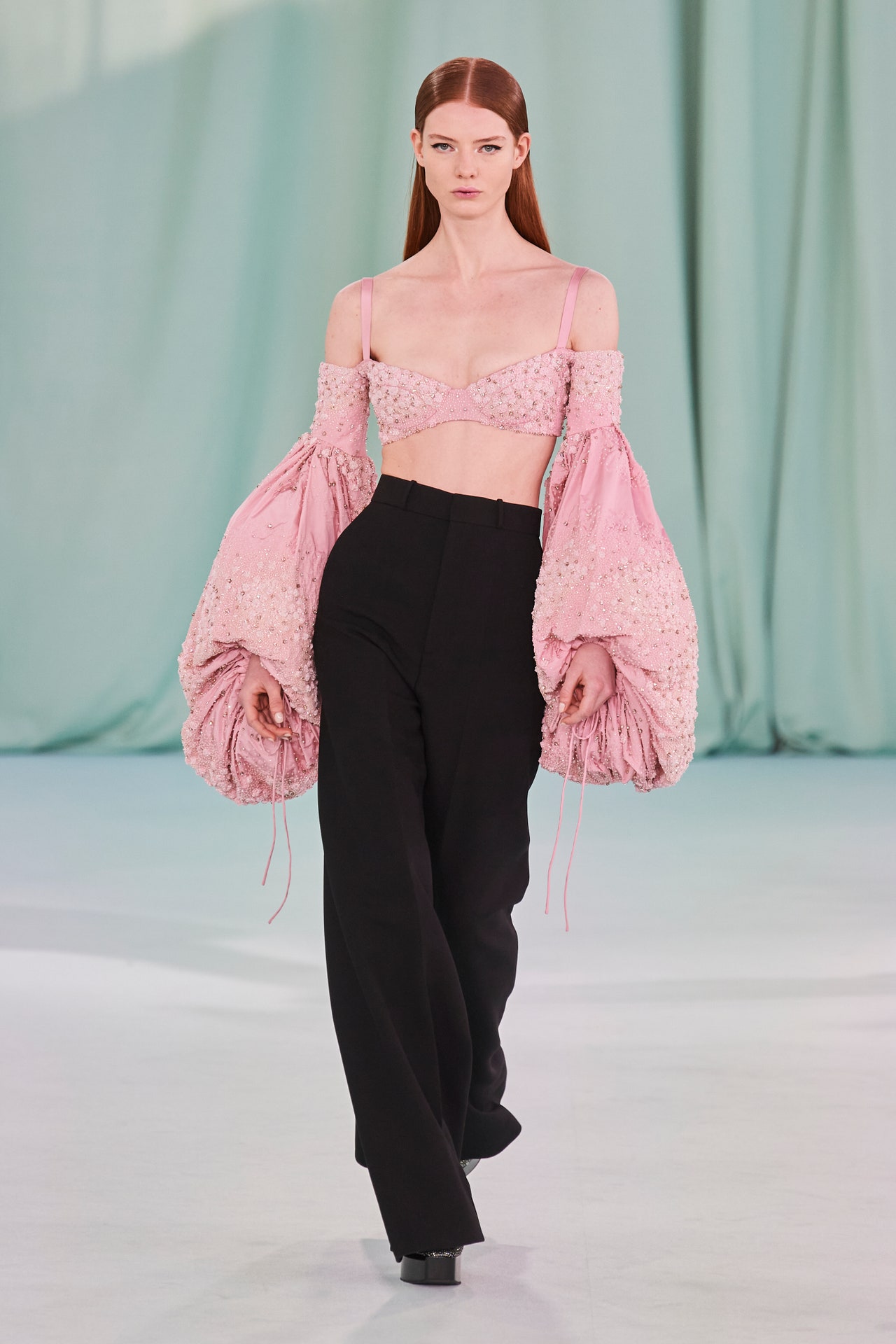 00006-del-core-fall-2022-ready-to-wear-credit-gorunway-1.jpeg