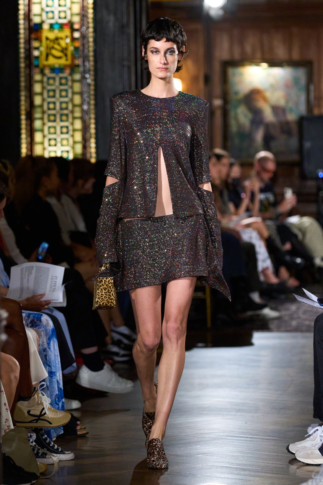 00006-puppets-and-puppets-spring-2023-ready-to-wear-credit-gorunway
