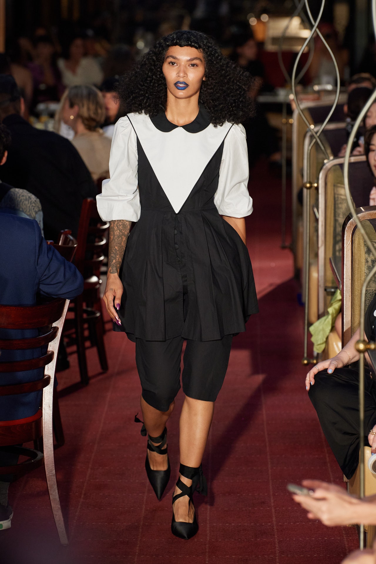 00007-batsheva-spring-2023-ready-to-wear-credit-gorunway