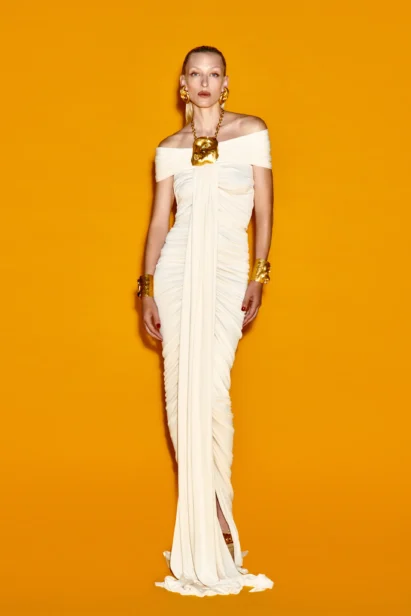 00007-schiaparelli-spring-2023-ready-to-wear-credit-brand