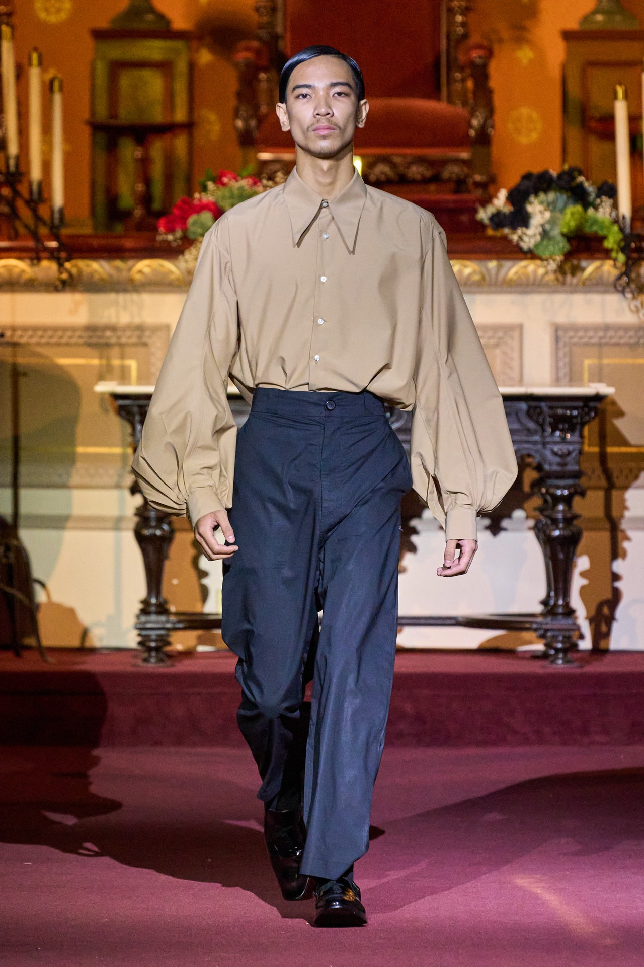 00008-willy-chavarria-spring-2023-menswear-credit-gorunway
