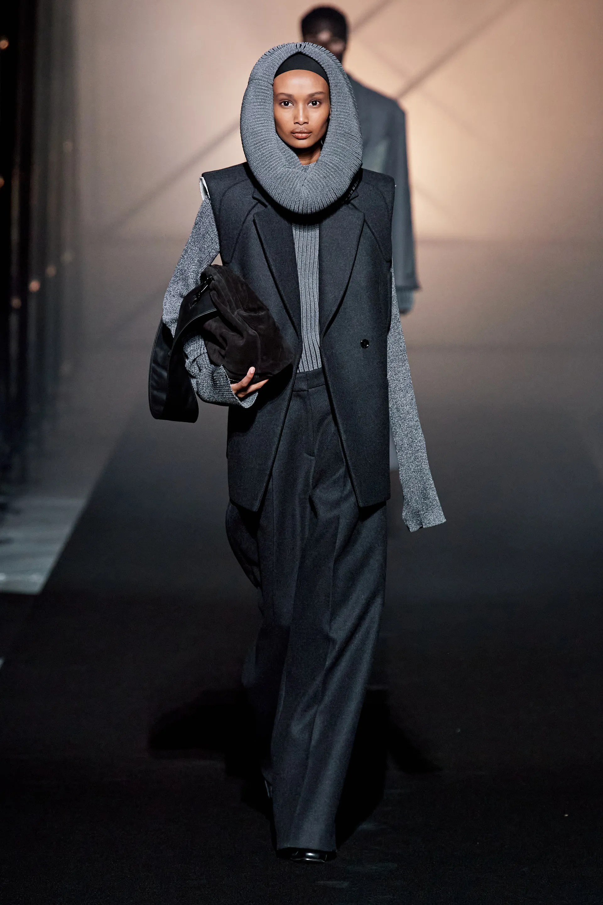 00009-boss-fall-2022-ready-to-wear-credit-gorunway
