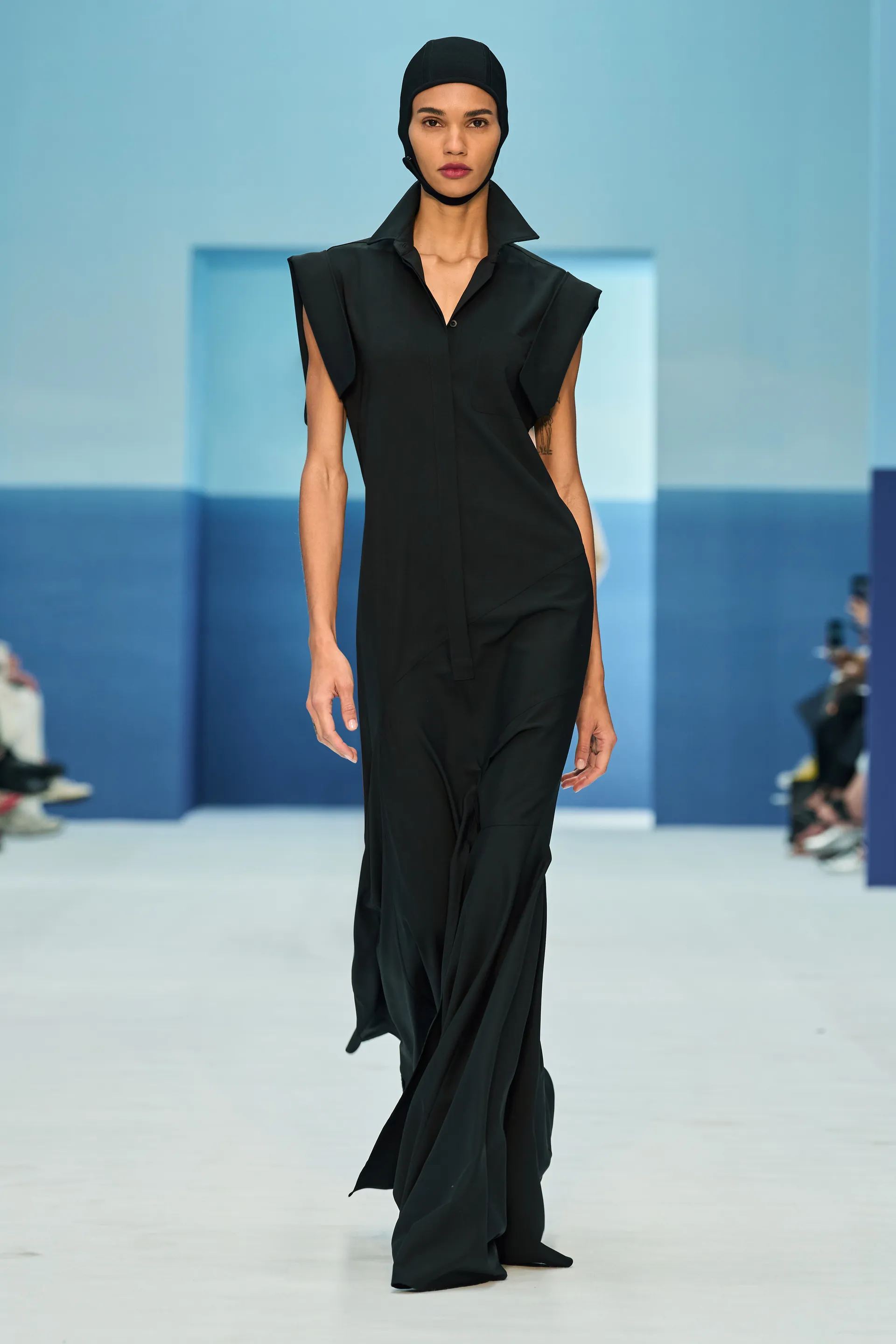00009-max-mara-spring-2023-ready-to-wear-credit-gorunway