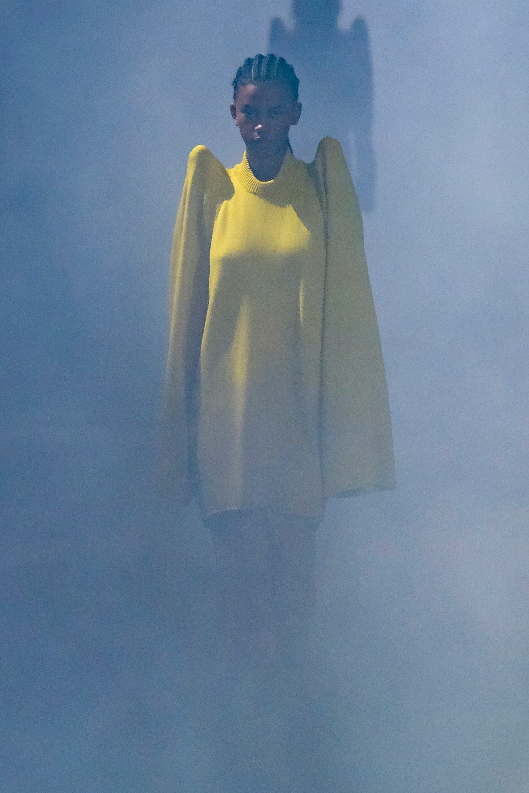 00009-rick-owens-fall-2022-ready-to-wear-paris-credit-gorunway-3.jpg