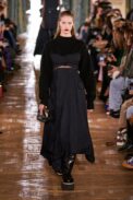 00009-sacai-fall-2022-ready-to-wear-paris-credit-gorunway-1.jpg
