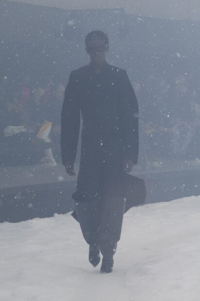 00010-balenciaga-fall-2022-ready-to-wear-paris-credit-brand-1.jpg