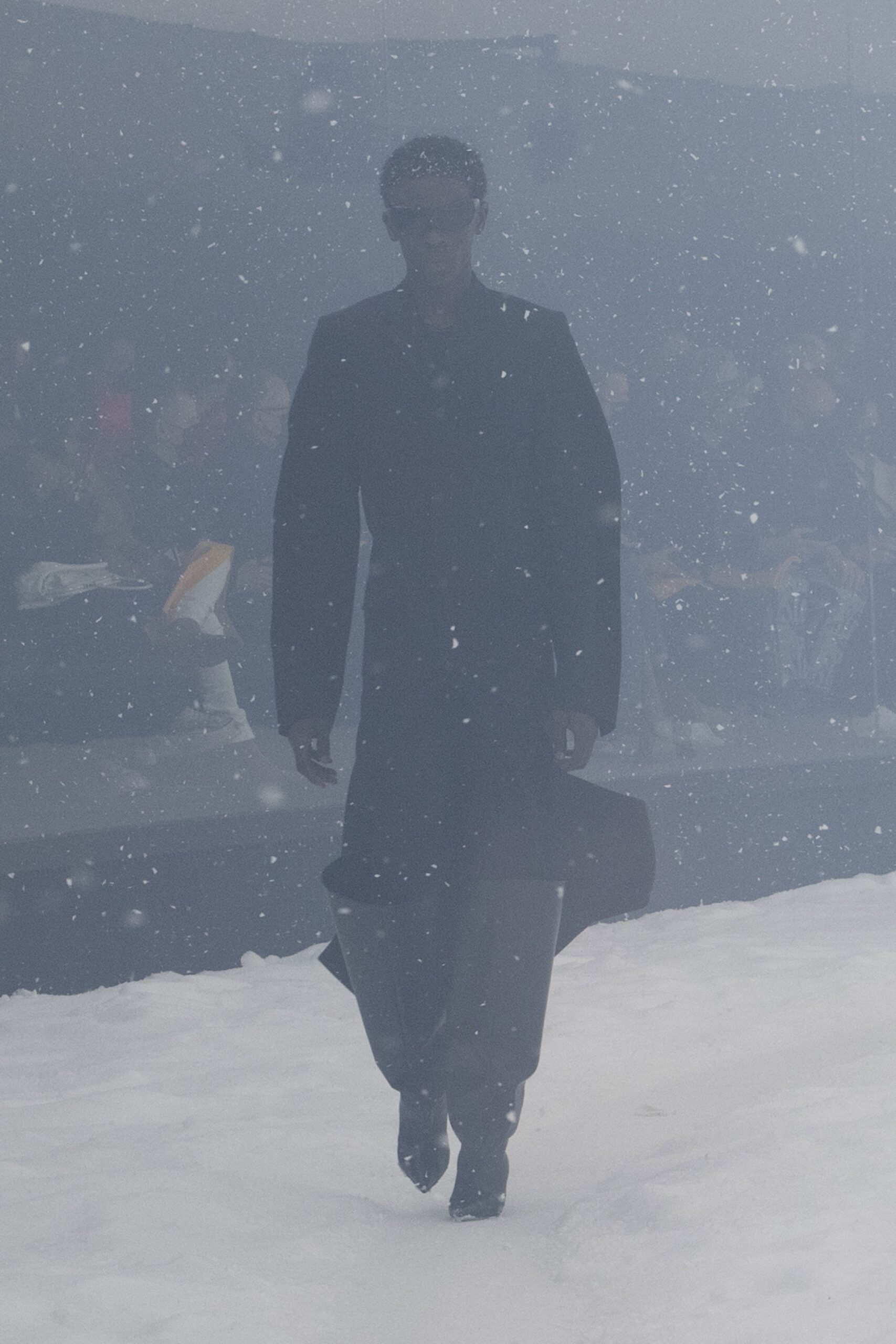 00010-balenciaga-fall-2022-ready-to-wear-paris-credit-brand-1.jpg