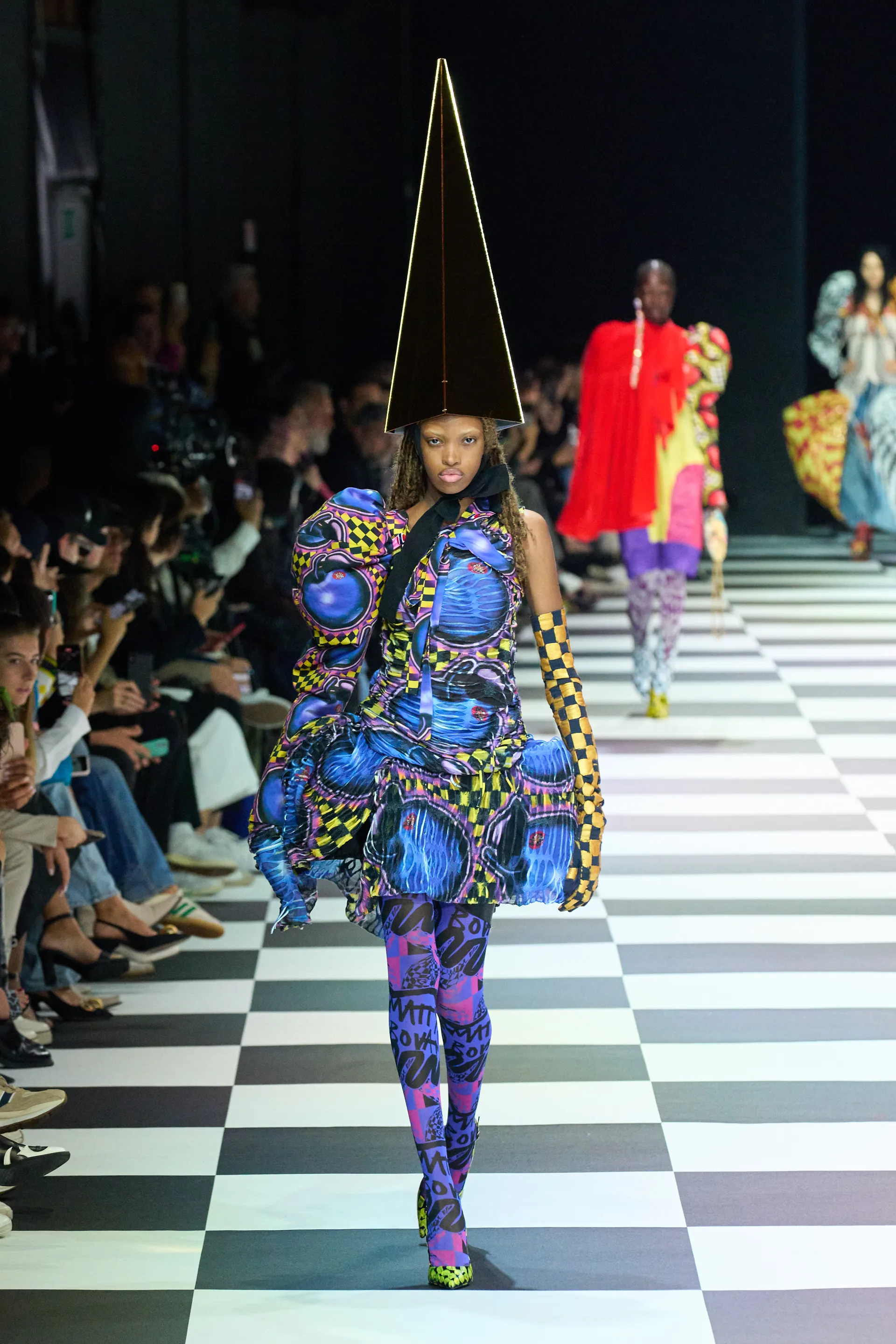 00010-matty-bovan-spring-2023-ready-to-wear-credit-gorunway