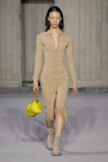 00010-tods-spring-2023-ready-to-wear-credit-gorunway