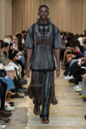 00011-burberry-spring-2023-ready-to-wear-credit-brand