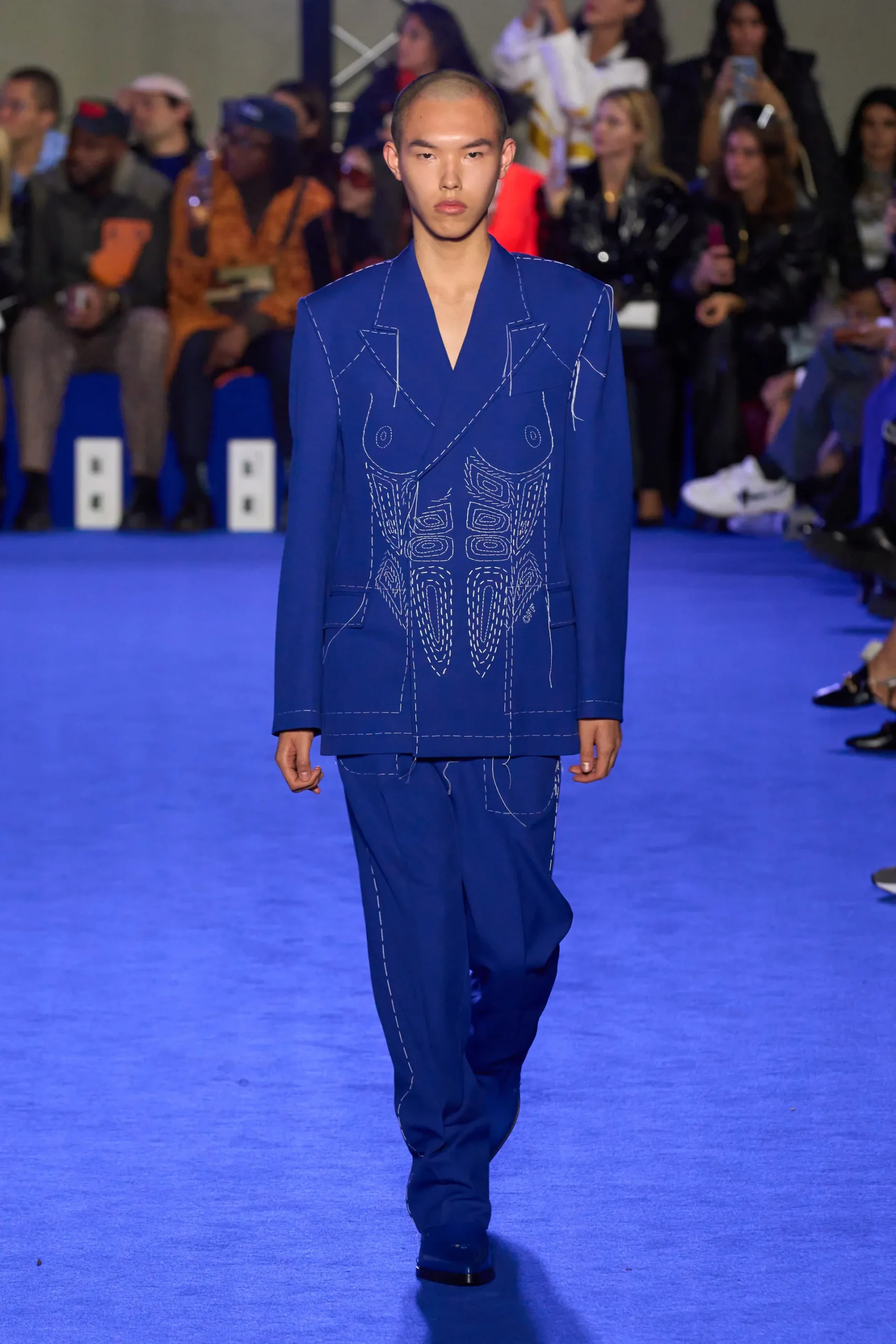 00011-off-white-spring-2023-ready-to-wear-credit-gorunway