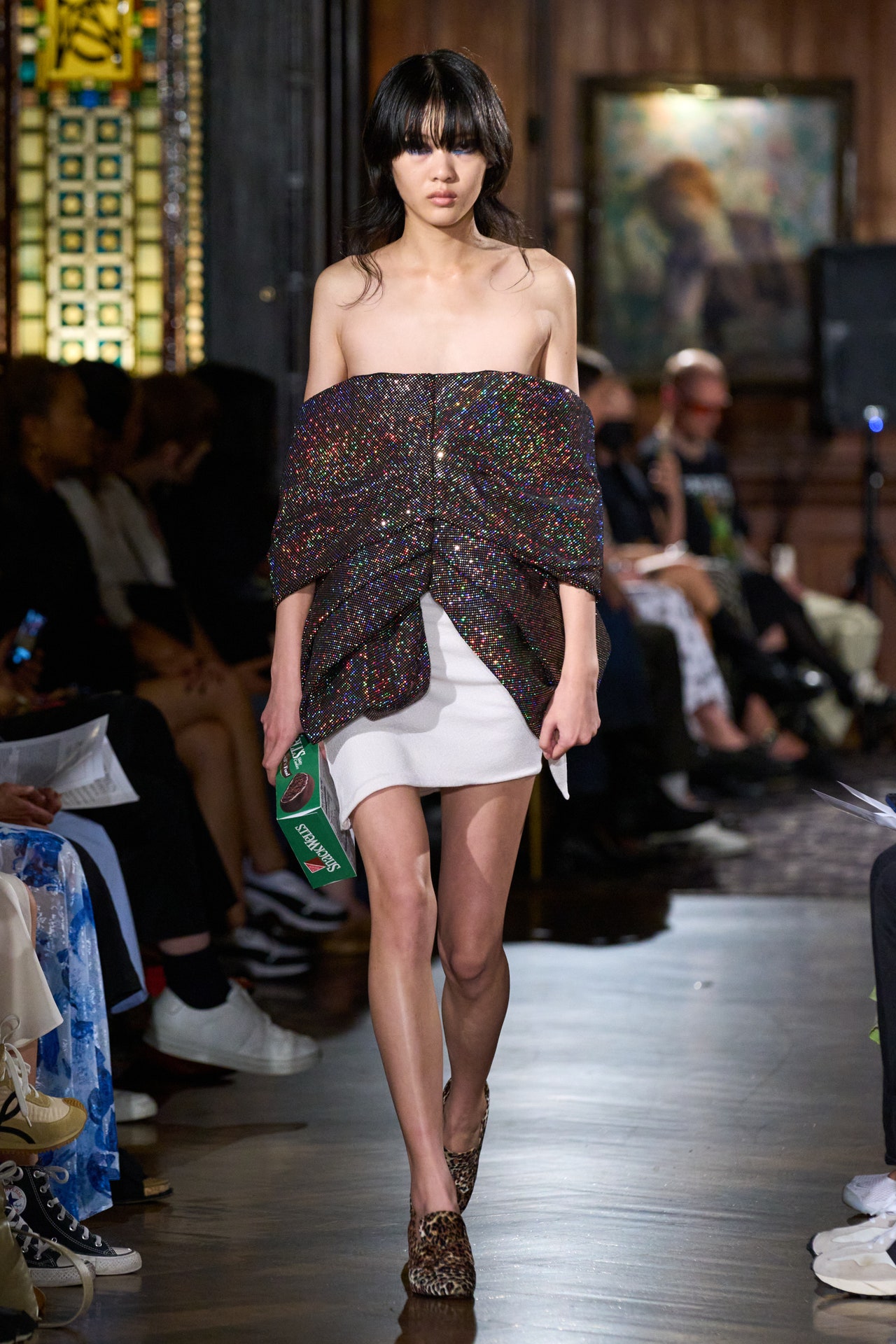 00011-puppets-and-puppets-spring-2023-ready-to-wear-credit-gorunway
