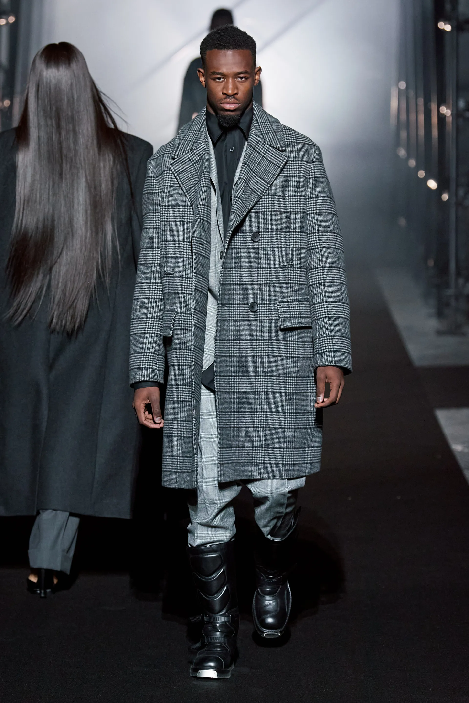 00012-boss-fall-2022-ready-to-wear-credit-gorunway