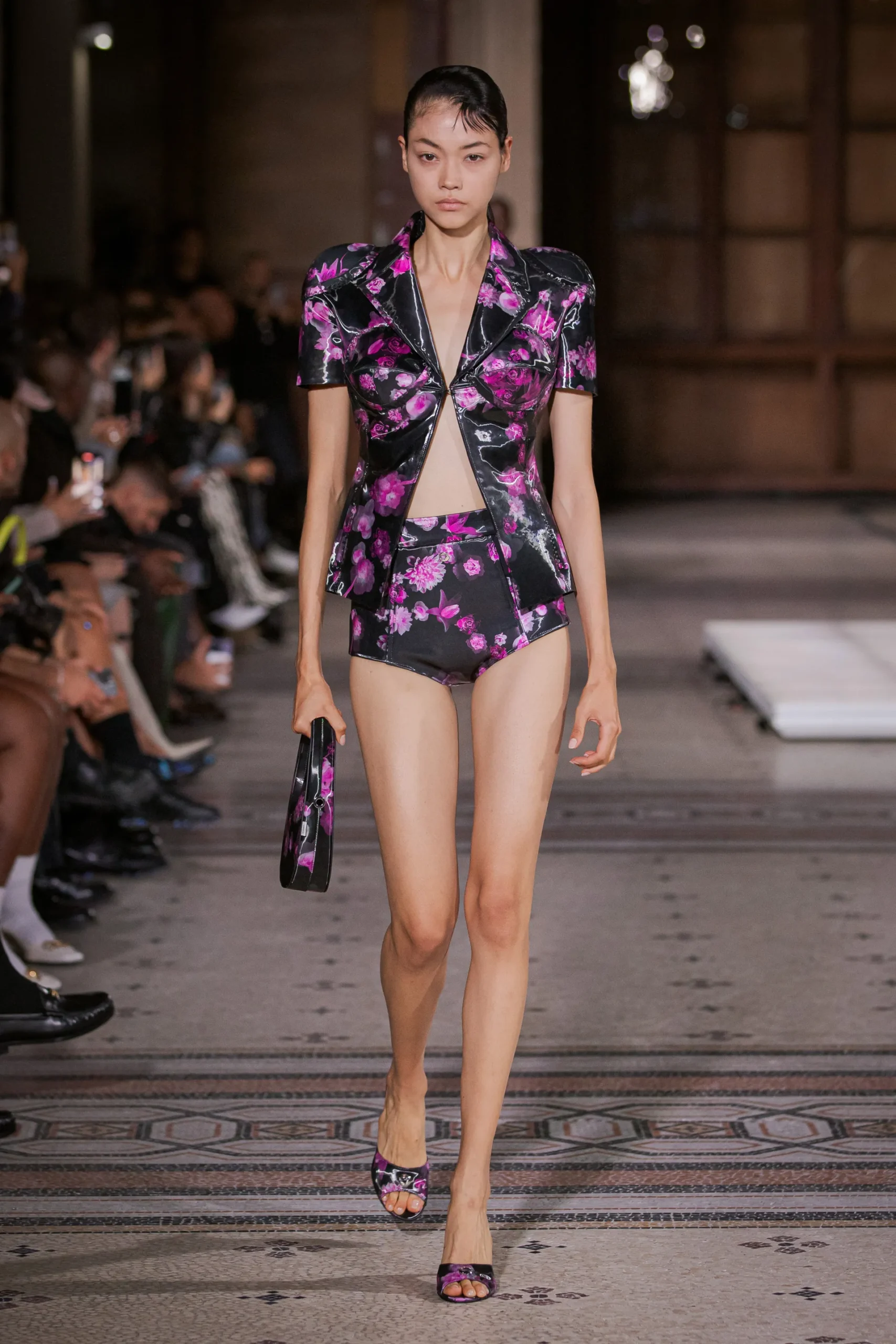 00012-coperni-spring-2023-ready-to-wear-credit-brand