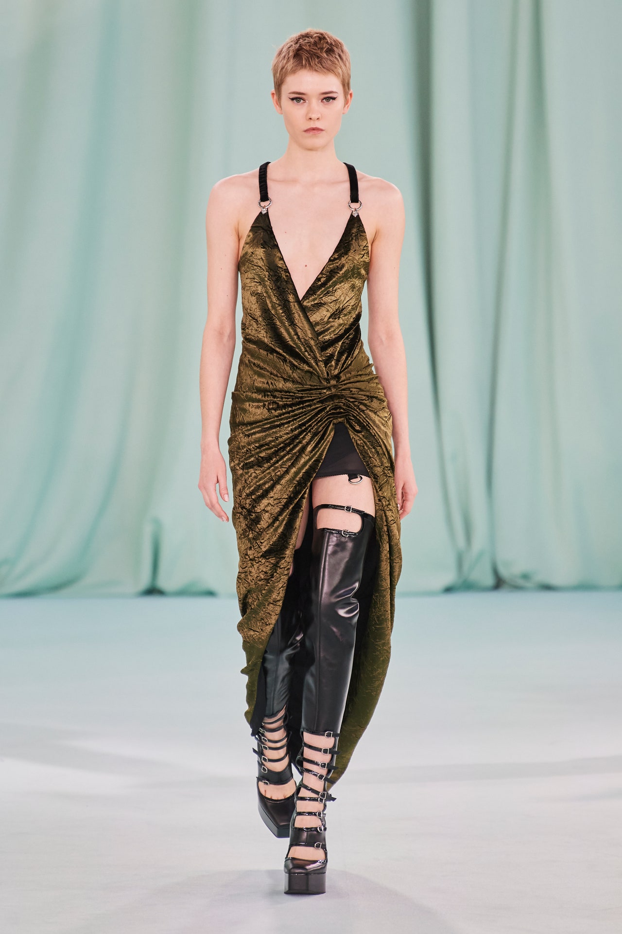 00012-del-core-fall-2022-ready-to-wear-credit-gorunway-1.jpeg