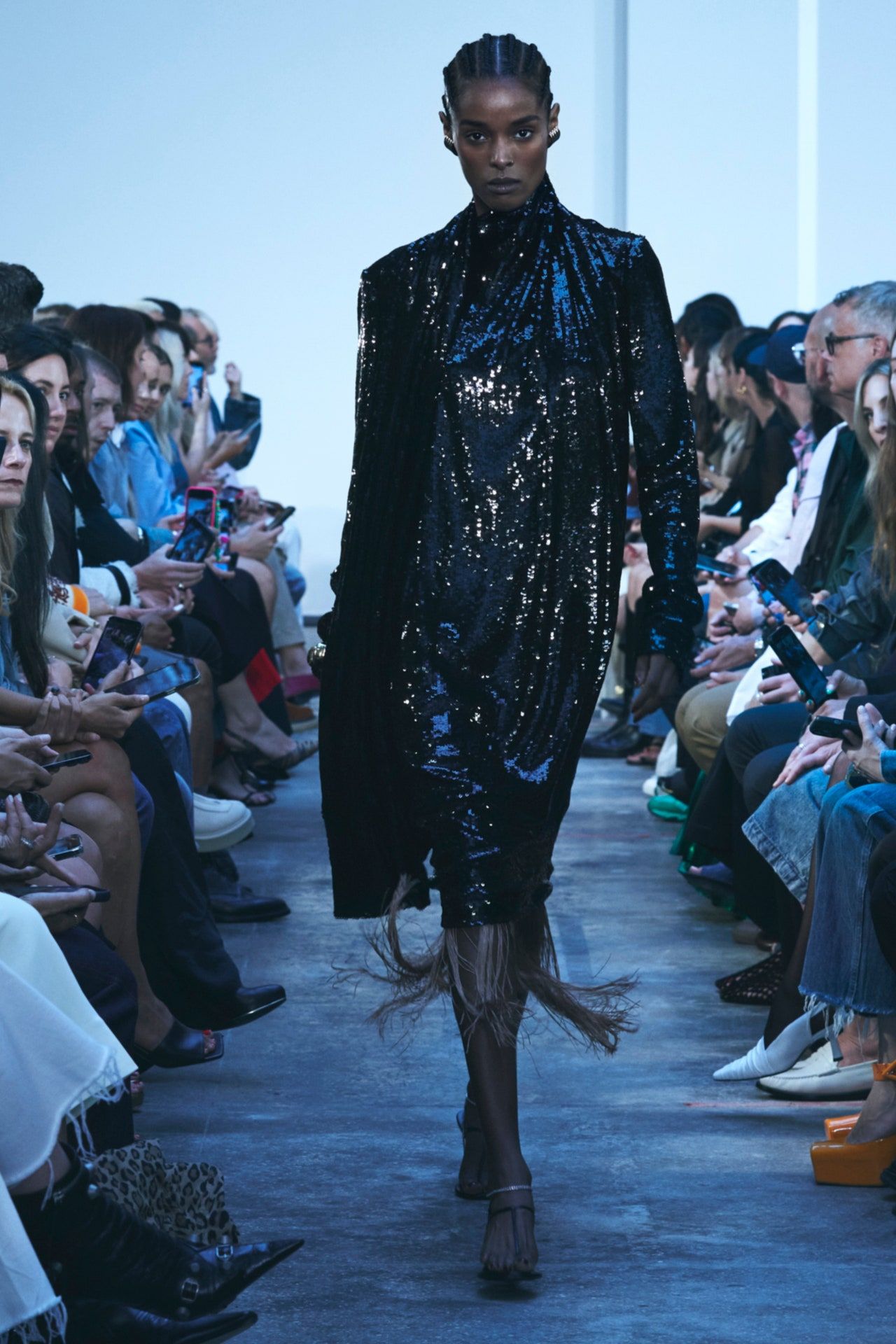 00012-khaite-spring-2023-ready-to-wear-credit-brand