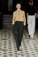 00012-undercover-spring-2023-ready-to-wear-credit-gorunway