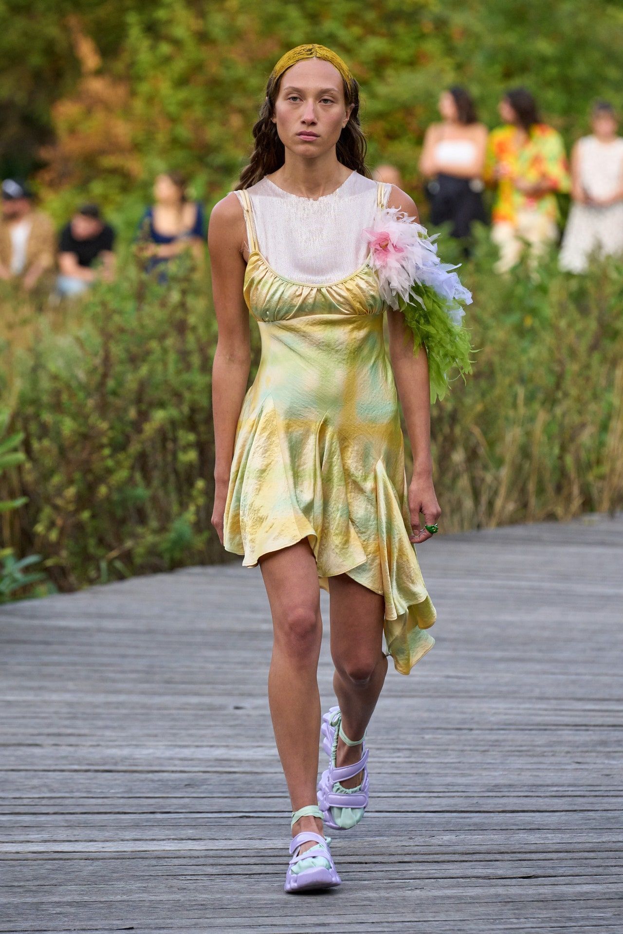 00013-collina-strada-spring-2023-ready-to-wear-credit-gorunway
