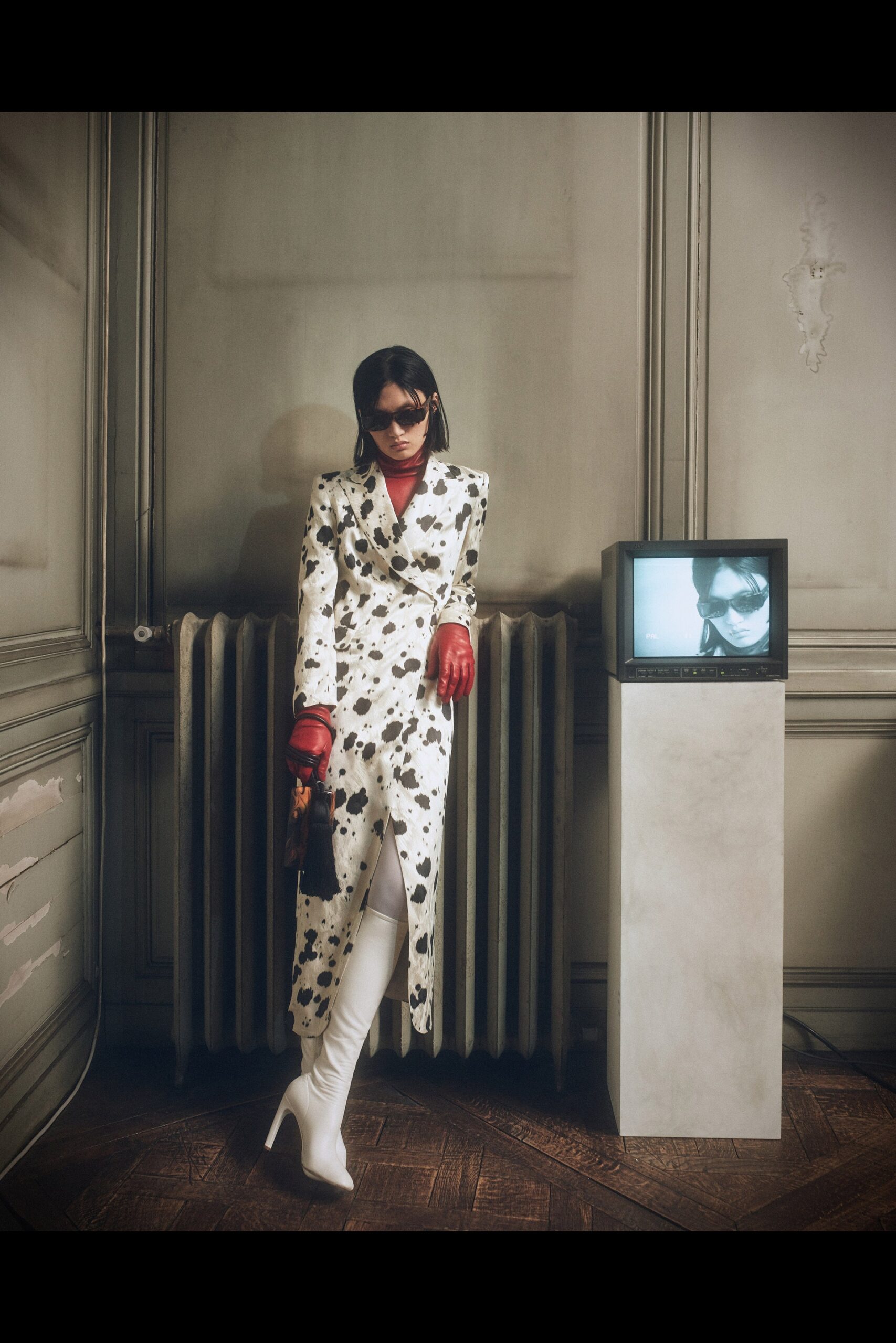 00013-dries-van-noten-fall-2022-ready-to-wear-paris-credit-casper-sejersen-1.jpg