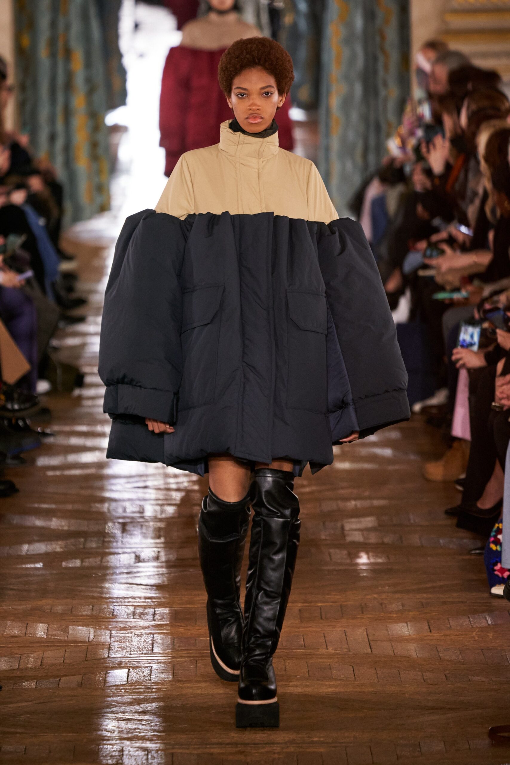 00013-sacai-fall-2022-ready-to-wear-paris-credit-gorunway-1.jpg