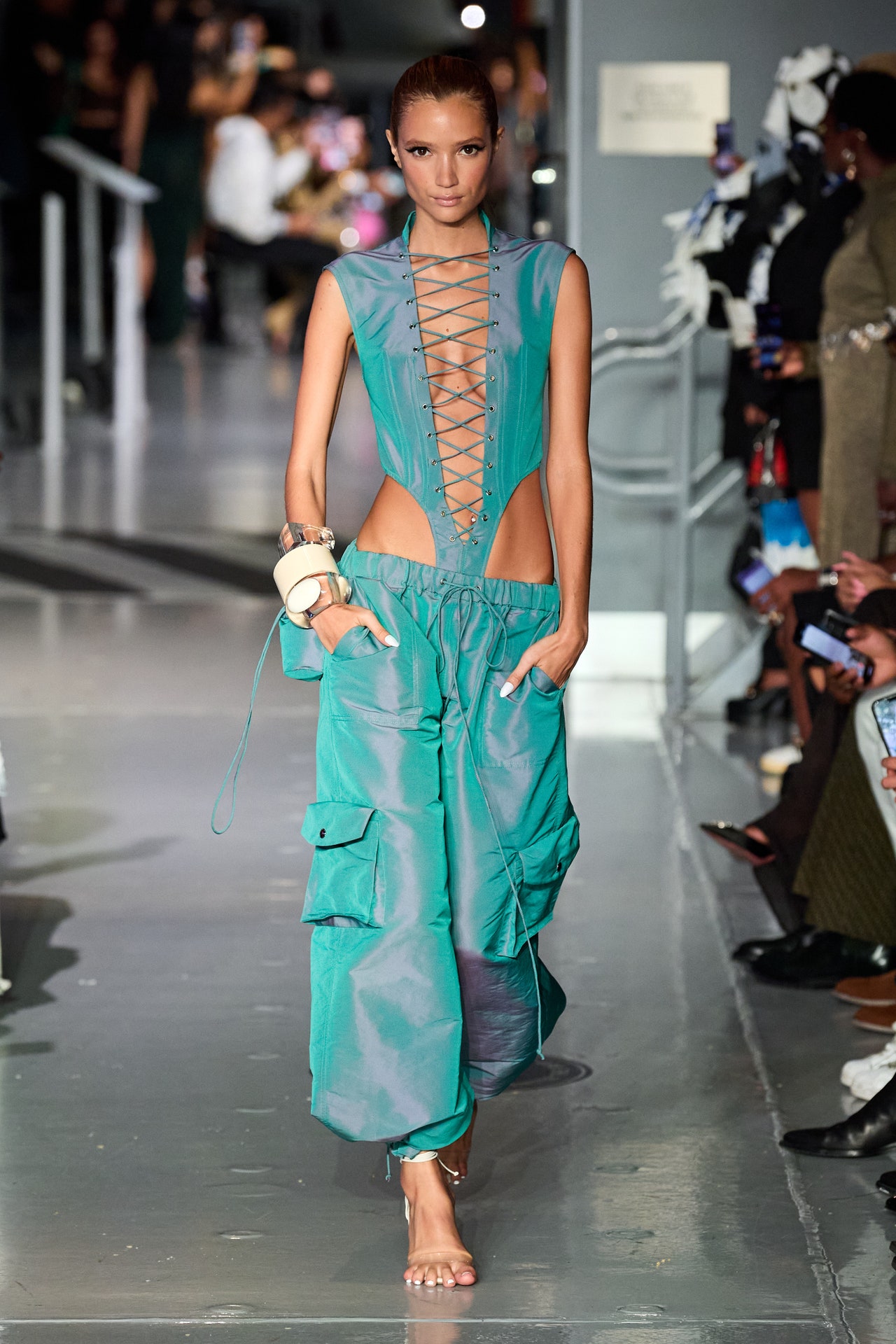 00014-laquan-smith-spring-2023-ready-to-wear-credit-gorunway