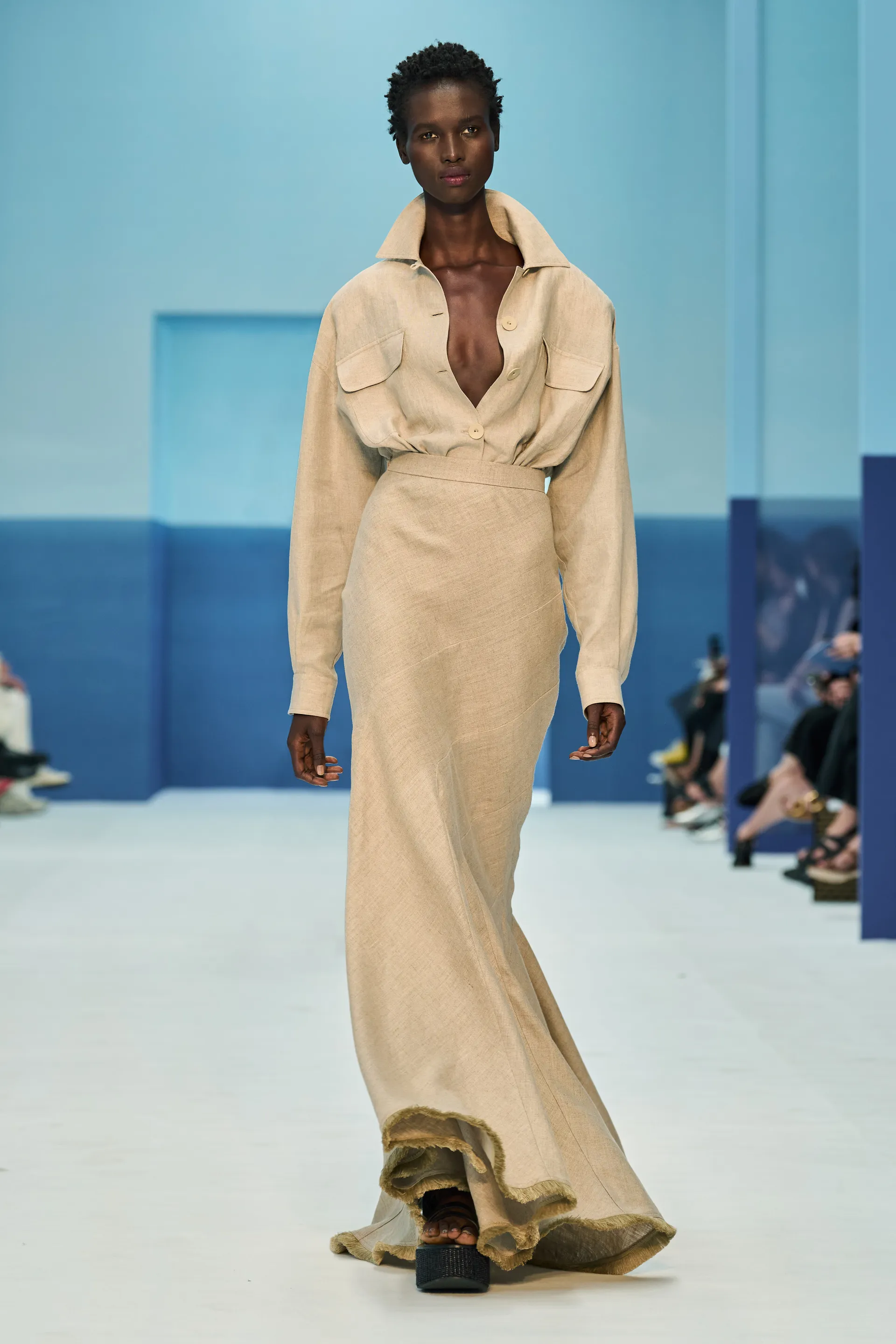 00014-max-mara-spring-2023-ready-to-wear-credit-gorunway